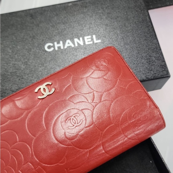 Authentic Pre-loved Lambskin Camellia CC Long Wallet - Picture 11 of 11